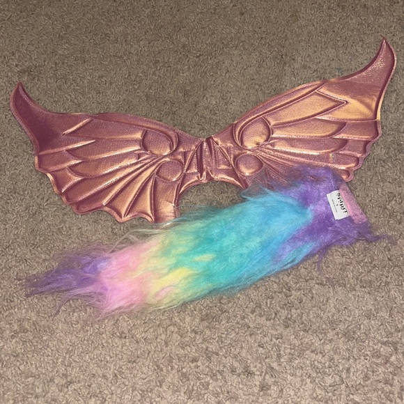 Shimmering unicorn costume - Picture 13 of 17